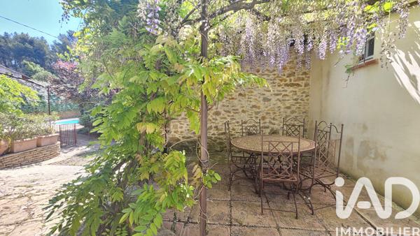 Maison à vendre 15 pièces 380 m² Le Castellet
