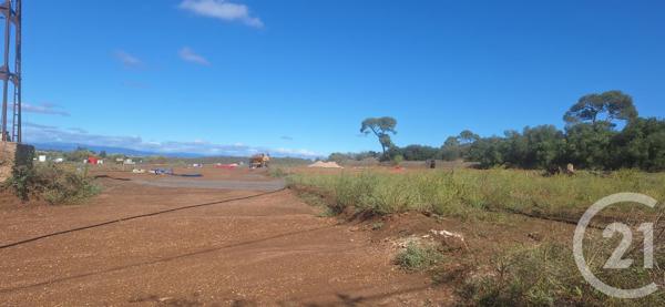 Terrain à vendre  247 m2 BESSAN - 34