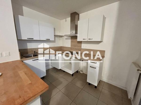 Location Appartement 3 pièces 65.1 m² - 130 RUE LEON BLUM Villeurbanne 69100