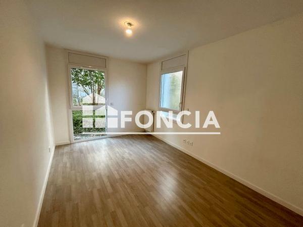 Location Appartement 3 pièces 65.1 m² - 130 RUE LEON BLUM Villeurbanne 69100