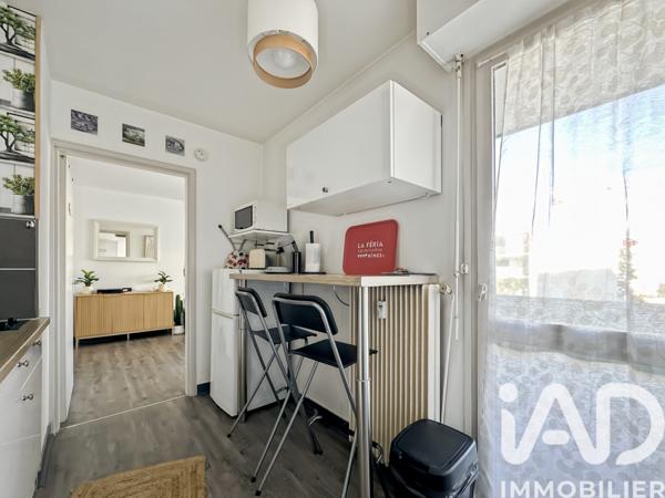 Appartement à vendre 1 pièce 24 m² Nîmes-Saint-Césaire