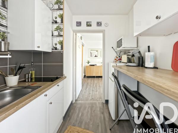 Appartement à vendre 1 pièce 24 m² Nîmes-Saint-Césaire