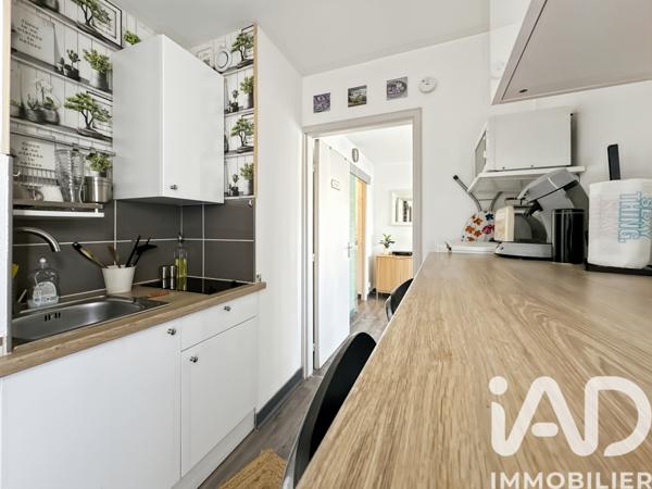 Appartement à vendre 1 pièce 24 m² Nîmes-Saint-Césaire