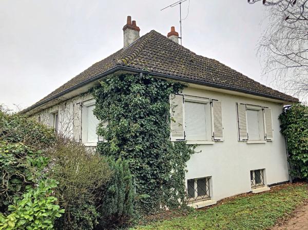 Maison Saint Gervais La Foret 5 pièce(s) 125 m2