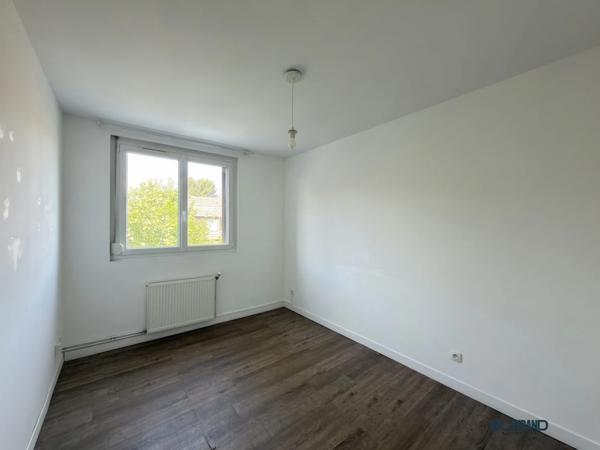 Maison familiale 4 chambres - bureau - jardin - garage