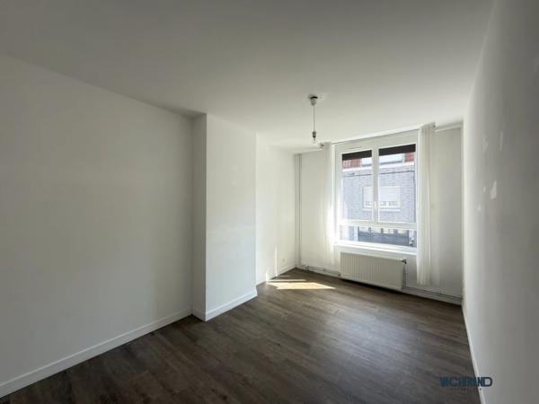 Maison familiale 4 chambres - bureau - jardin - garage