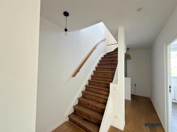 Maison familiale 4 chambres - bureau - jardin - garage