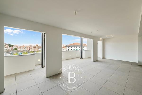 Saint-Jean-de-Luz, Maison 6 Chambres -  280 m² à vendre