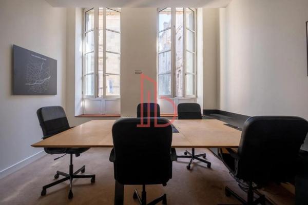 Bureau de 250 m² à louer à Bordeaux Saint-Michel - Victoire