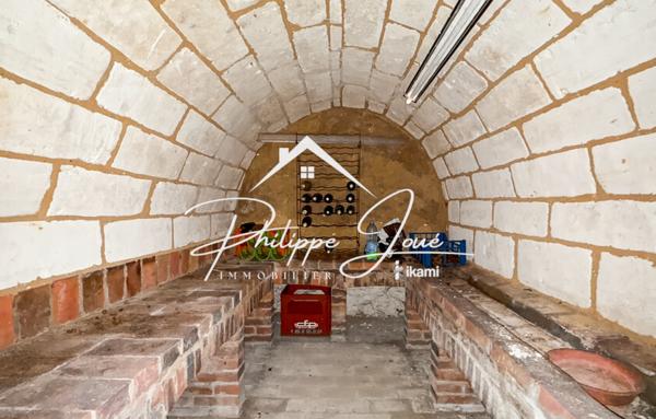 Maison 8 pièces de 141 m2 à Thorigny sur Oreuse 89260