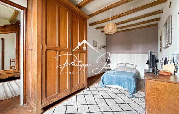 Maison 8 pièces de 141 m2 à Thorigny sur Oreuse 89260