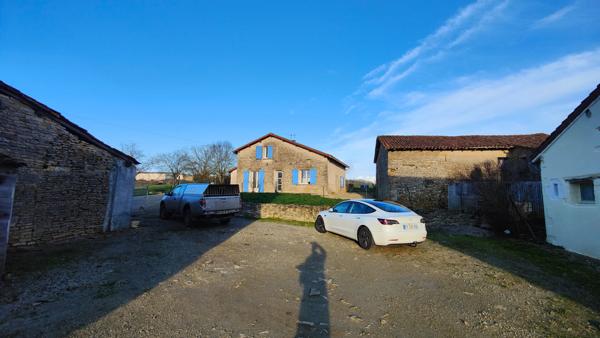 Maison et dépendances Chatain