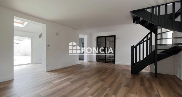 À vendre Maison 4 pièces 98 m² - Moissy-cramayel 77550