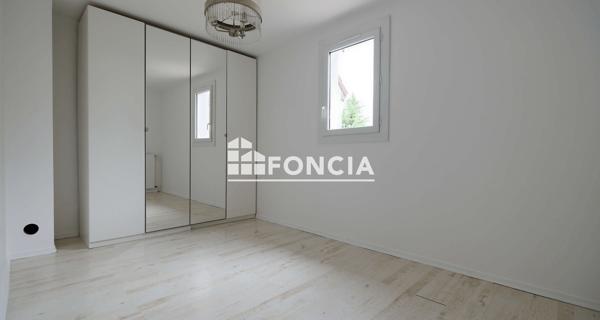 À vendre Maison 4 pièces 98 m² - Moissy-cramayel 77550