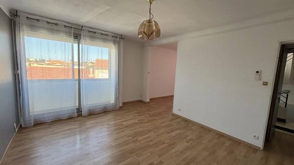 Appartement T3 Libre de suite - 2ème étage