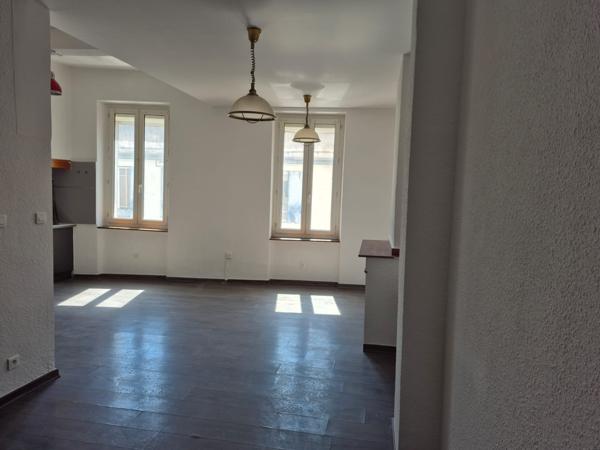 NARBONNE, QUARTIER EDF, SUPERBE T2 AVEC TERRASSE 53M²