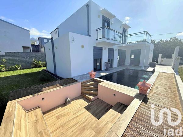 House for sale 5 rooms 146 m² Sainte-Rose