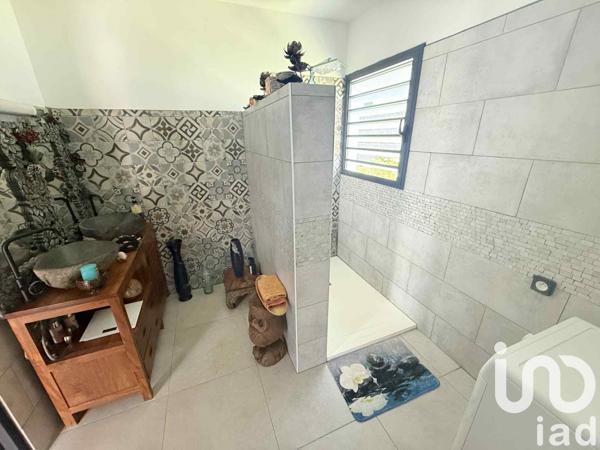 House for sale 5 rooms 146 m² Sainte-Rose