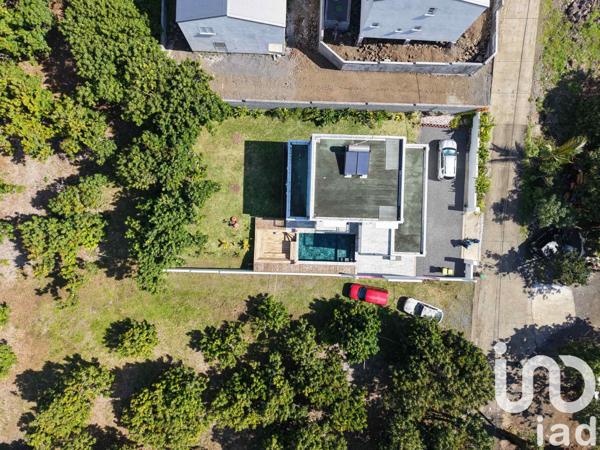 House for sale 5 rooms 146 m² Sainte-Rose