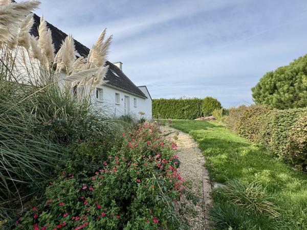 Plumergat (56400) MAISON DE CAMPAGNE 4 CHAMBRES - PISCINE - SOUS SOL -