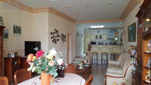 Maison à vendre à Villaines-la-Juhel en Mayenne (53700), ref : 1379