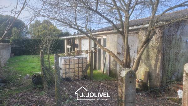 Terrain de 1000m² avec Local de 150m² en Plein Cœur de Challans (85)