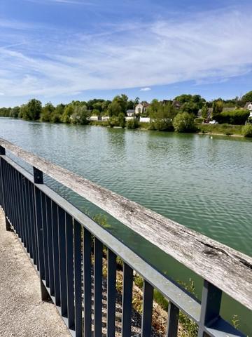 Lagny-sur-Marne (77400) STUDIO MEUBLE LAGNY SUR MARNE