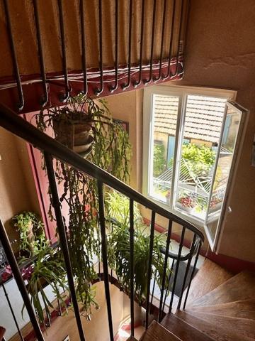 Lagny-sur-Marne (77400) STUDIO MEUBLE LAGNY SUR MARNE