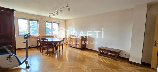 Maison de 190m² bénéficiant de 2 logements distincts