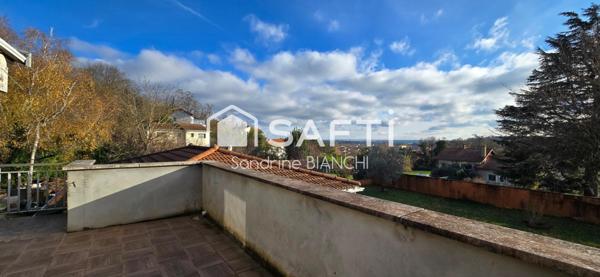 Maison de 190m² bénéficiant de 2 logements distincts