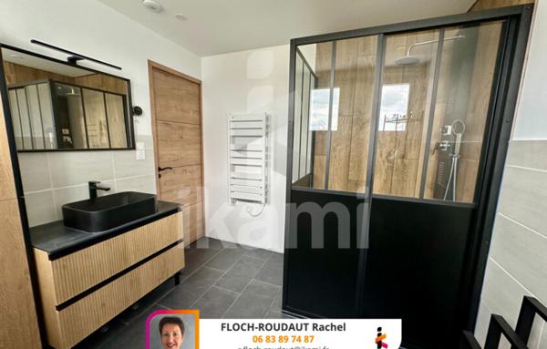 Maison entièrement rénovée au centre ville de Trégunc.