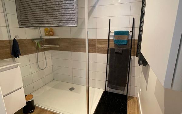 Appartement à louer    2 pièces •  Tartaras