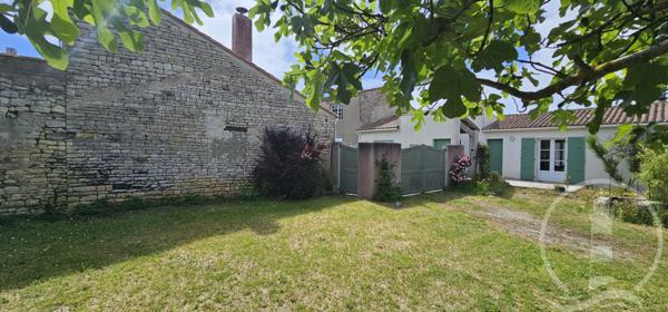 Maison indépendante avec jardin