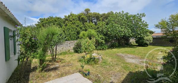 Maison indépendante avec jardin