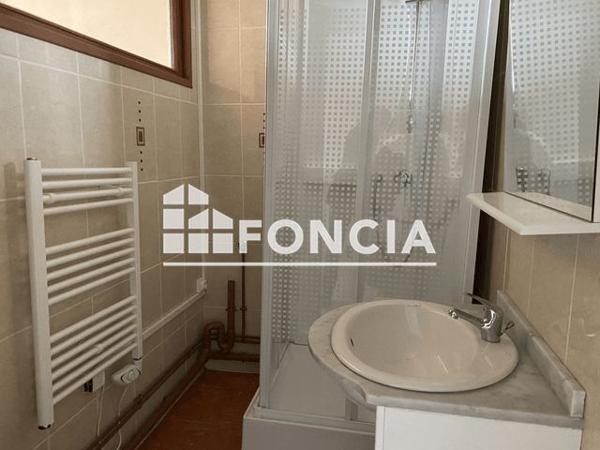 Location Studio 19.69 m² - 24 QUAI OUEST Courseulles Sur Mer 14470