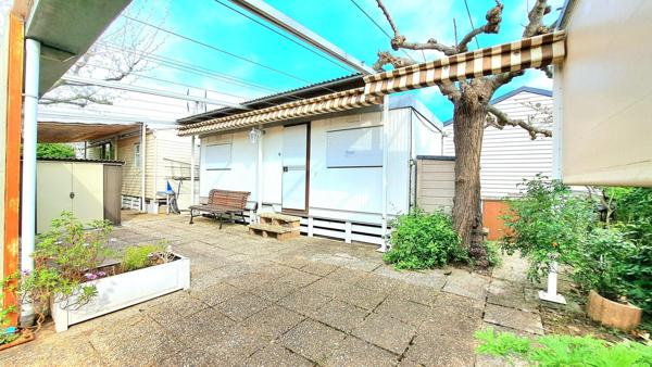 LOT DE DEUX PARCELLES DANS CAMPING CALME