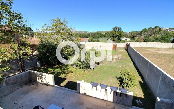 Maison à vendre    4 pièces • 197 m2 Marseille 14