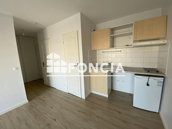 Location Appartement 2 pièces 34.72 m² - 6 RUE GEORGES MORVAN La Rochelle 17000