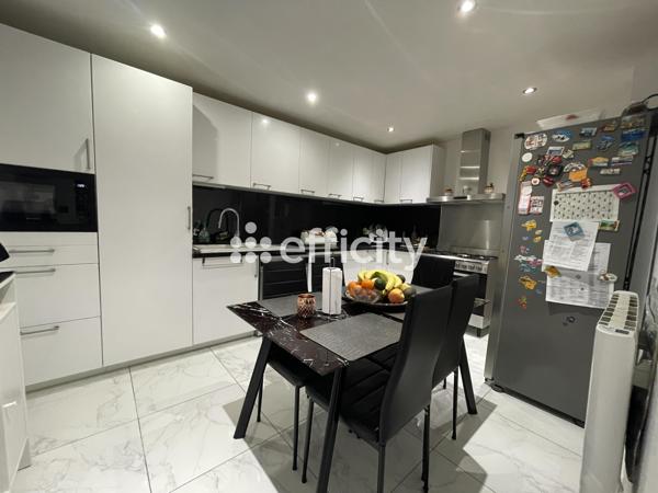 Maison 7 pièces - 130 m²