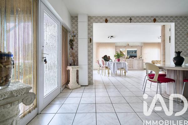 Maison à vendre 6 pièces 175 m² Faches-Thumesnil