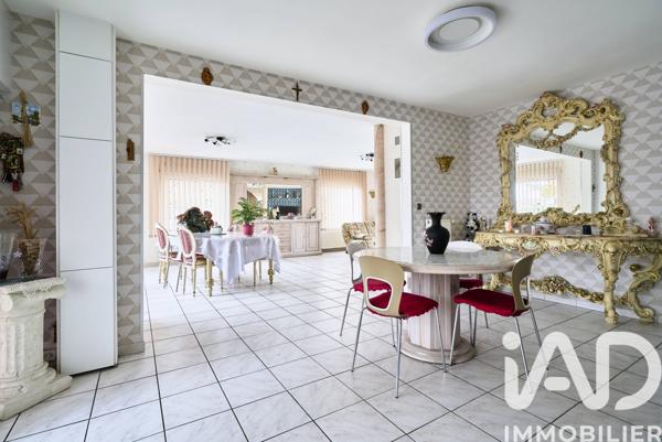 Maison à vendre 6 pièces 175 m² Faches-Thumesnil