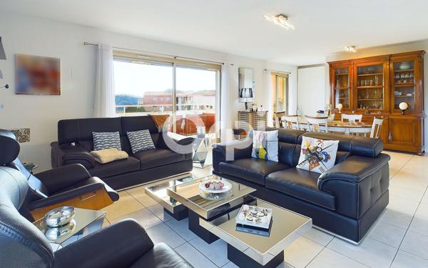 Appartement à vendre    4 pièces • 103,13 m2 Mandelieu-la-Napoule