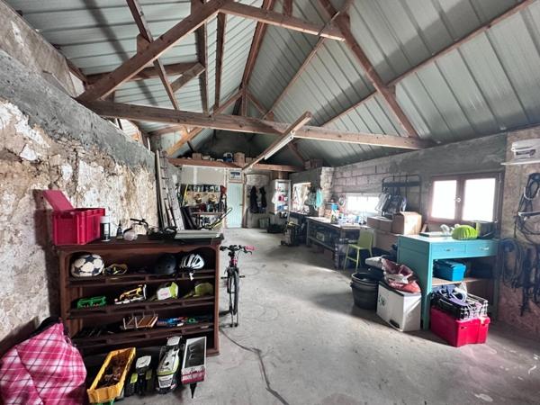 Maison à vendre 6 pièces GIEVILLE (50) avec 7086m2 terrain