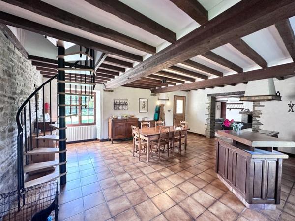 Maison à vendre 6 pièces GIEVILLE (50) avec 7086m2 terrain