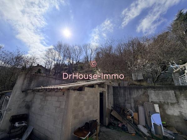 Immeuble à vendre 9 pièces de 261 m²