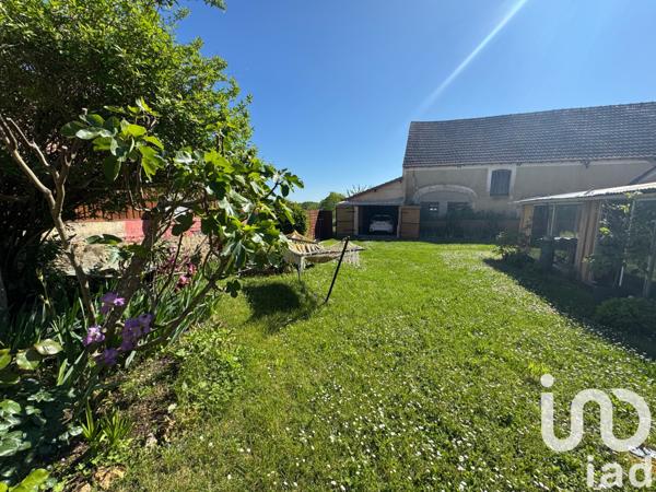 House for sale 4 rooms 75 m² Gourdon