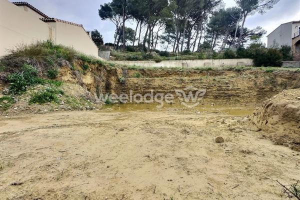 Terrain à vendre de 668 m² à Cornillon-Confoux