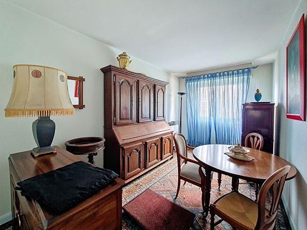 Orleans Saint Marceau tram A ! Appartement ascenseur T5 avec 2 parkings - balcon