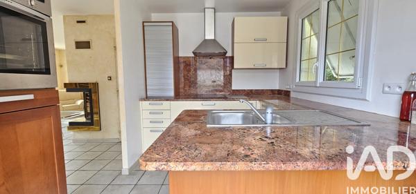 Maison à vendre 5 pièces 91 m² Saint-Cyr-sur-Loire