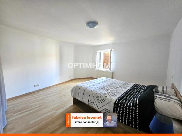 Belle maison de ville de 94 m², 3 chambres et garage ROUMAZIERES LOUBERT (16)